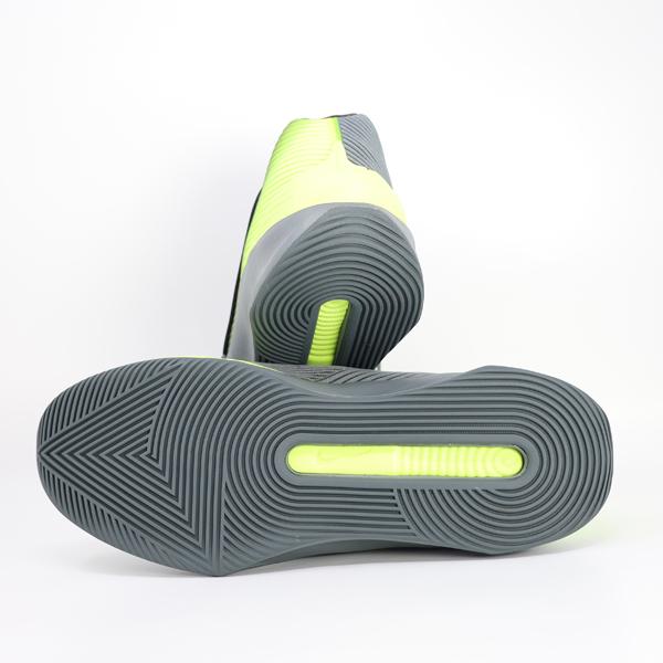 NIKE（ナイキ） メンズ バスケットシューズ バッシュ G.T. ジャンプ