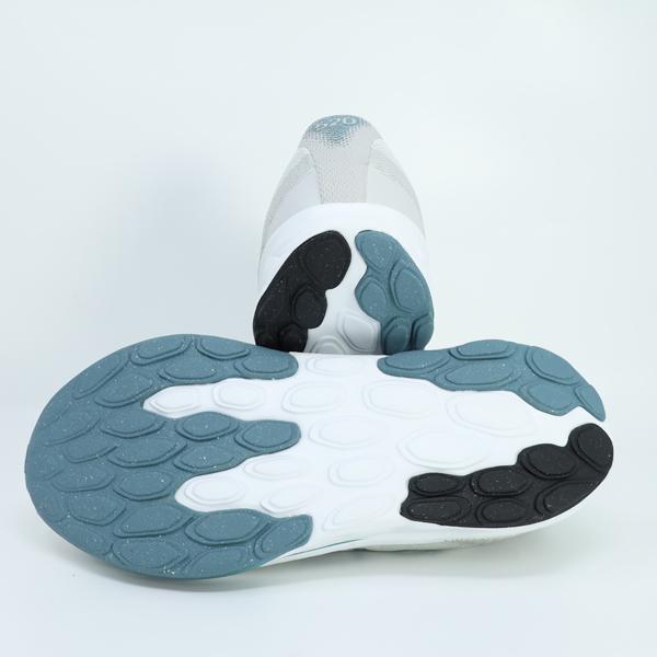 New Balance（ニューバランス） フレッシュフォーム Fresh Foam 520 v9