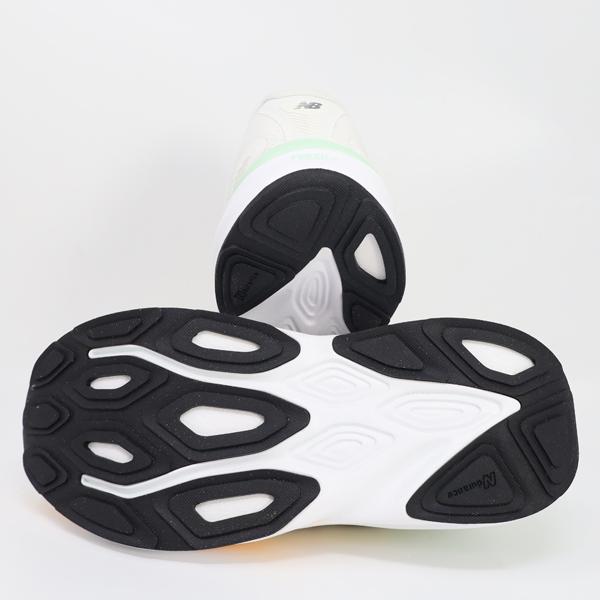 New Balance（ニューバランス） レディース ランニングシューズ Fresh