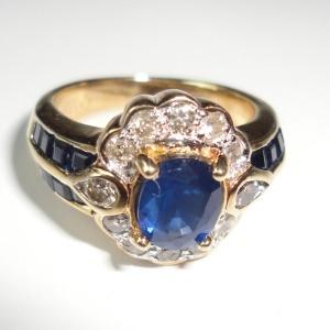 送料無料 サイズ11号 k18サファイア0.90/ダイヤ取り巻き0.46ctリング  