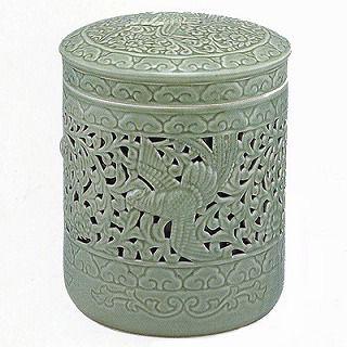 骨壷 （骨瓶・骨壺） 青磁　鳳凰　透かし（緑青磁）　５寸