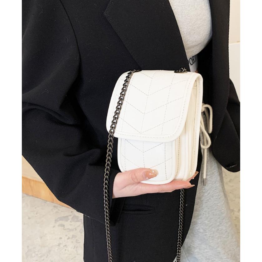 Futier Land（フューティアランド） バッグ ショルダーバッグ チェーン