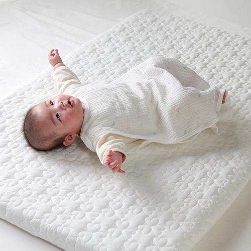 1枚3役 キルトパッド 防水シーツ フィットシーツ 西川 ベビー布団 防水シーツ 70×120cm ベビー | 西川 | 01