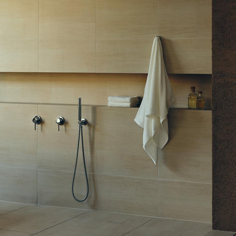 ハンドタオル 今治 大判 速乾 今治タオル ホテル仕様 日本製 西川 タオル 40×40cm 厚手 大きめ ボリューム 吸水 綿100％ ふわふわ パフィールコットン | 西川 | 01