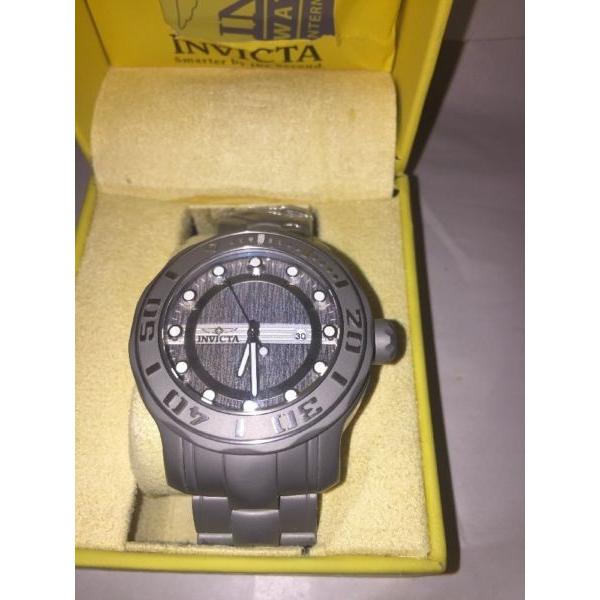 インビクタ INVICTA メンズ 腕時計 クロノグラフ     商品情報    大人気のインビクタ多数扱っています！ 1837年スイスに誕生したラテン語で「無敵、揺るぎない」という意味を持つウォッチブランド「インビクタ QGW1901766039(18906円)