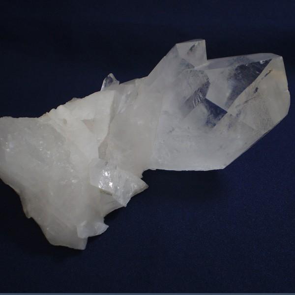 逸品】天然石 水晶（クォーツ）クラスター [ブラジル産] 存在感のある