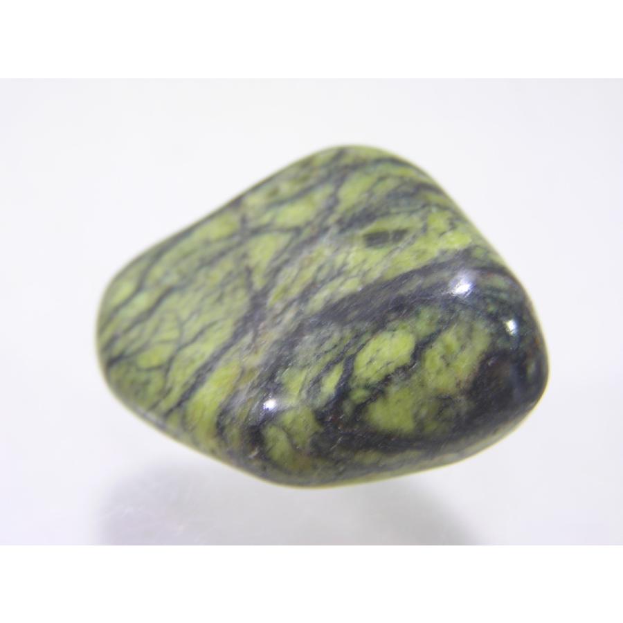 サーペンティン　魔除け　旅の安全を守る　危険から身を守る　天然石　パワーストーン サーペンティン｜天然石・パワーストーン通販 Pascle（パスクル）