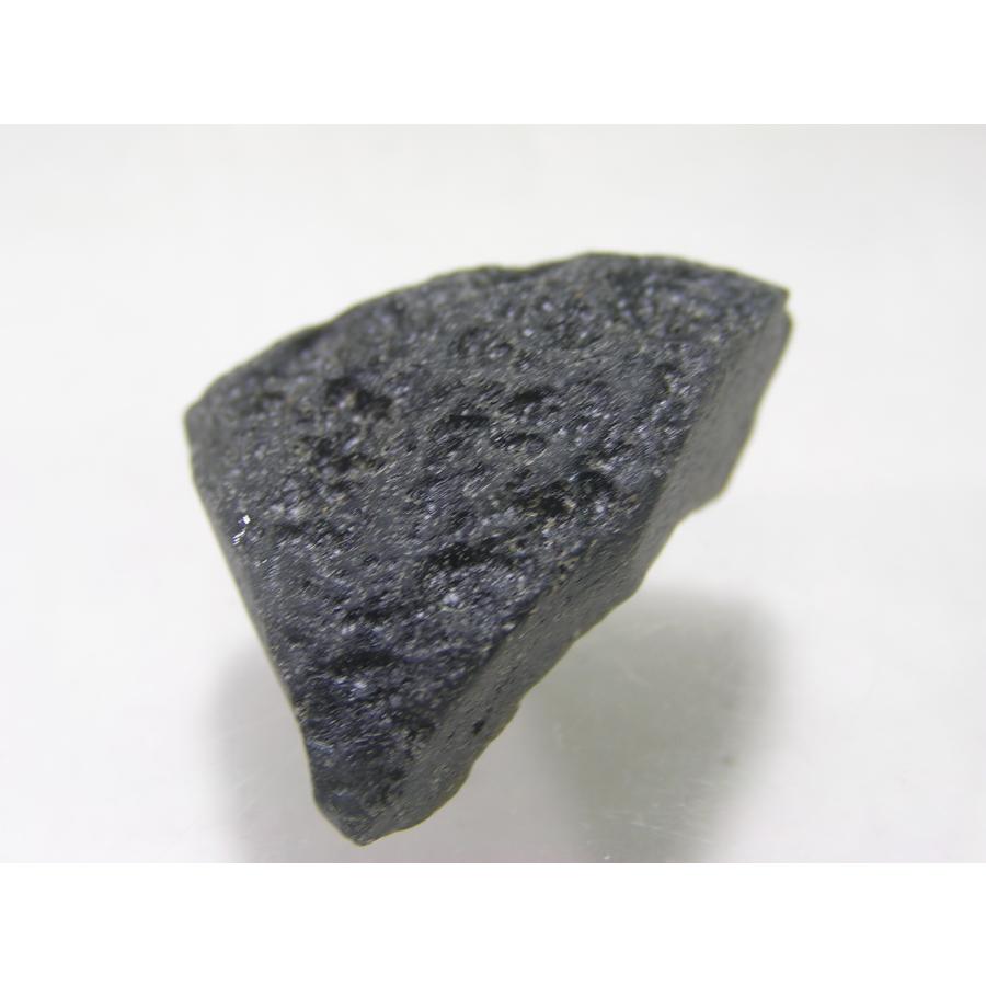 テクタイト(隕石）の 原石 宇宙からの贈り物 風水天珠堂 230115−4