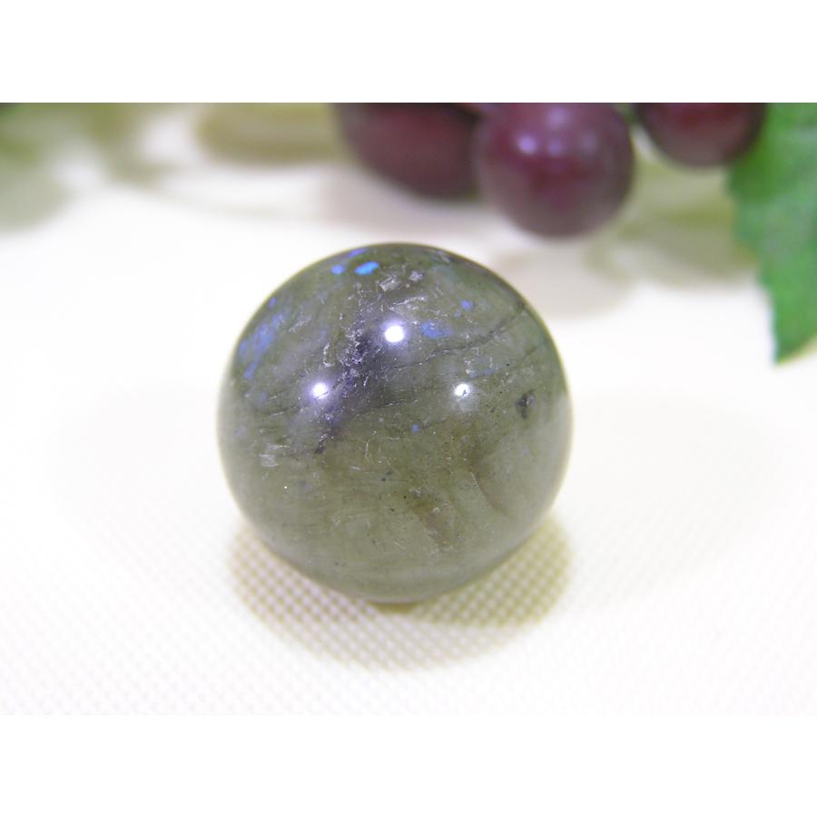 天然石 ラブラドライト（曹灰長石）丸玉 20mm 原石 永遠を象徴する丸玉