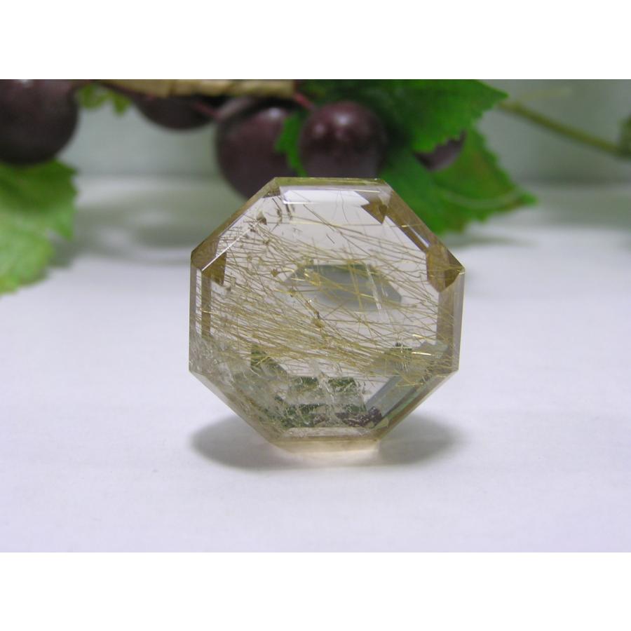 ルチル クォーツ（針水晶） 八卦型 ルース 天然石 原石