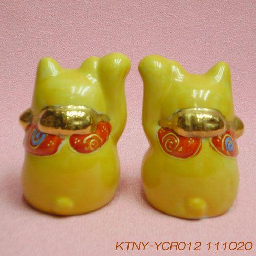再値下げ　新品　九谷焼　お祈り猫　黄色　招き猫　縁起物　オブジェ　座布団付　風水 送料無料】 お祈り猫 黄盛 3.8号（敬老の日2 九谷焼 招き猫 かわいい