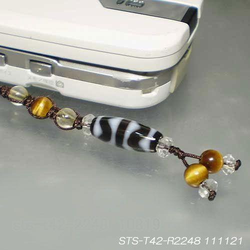 四線虎牙天珠（しせんとらきばてんじゅ）と天然石ルチルクォーツ（