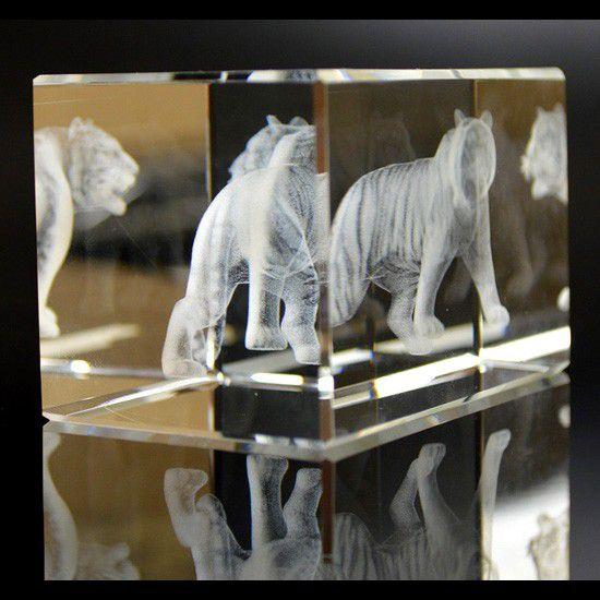 送料無料)NO-29 風水の高級クリスタルレーザー彫り置物□四神・白虎