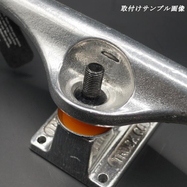 スケートボードトラックのターン カービング ポンピング スライドの