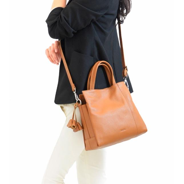 BARCOS 牛革 2Way ハンドバッグ ＜ルル＞ キャメル 送料無料 レザー
