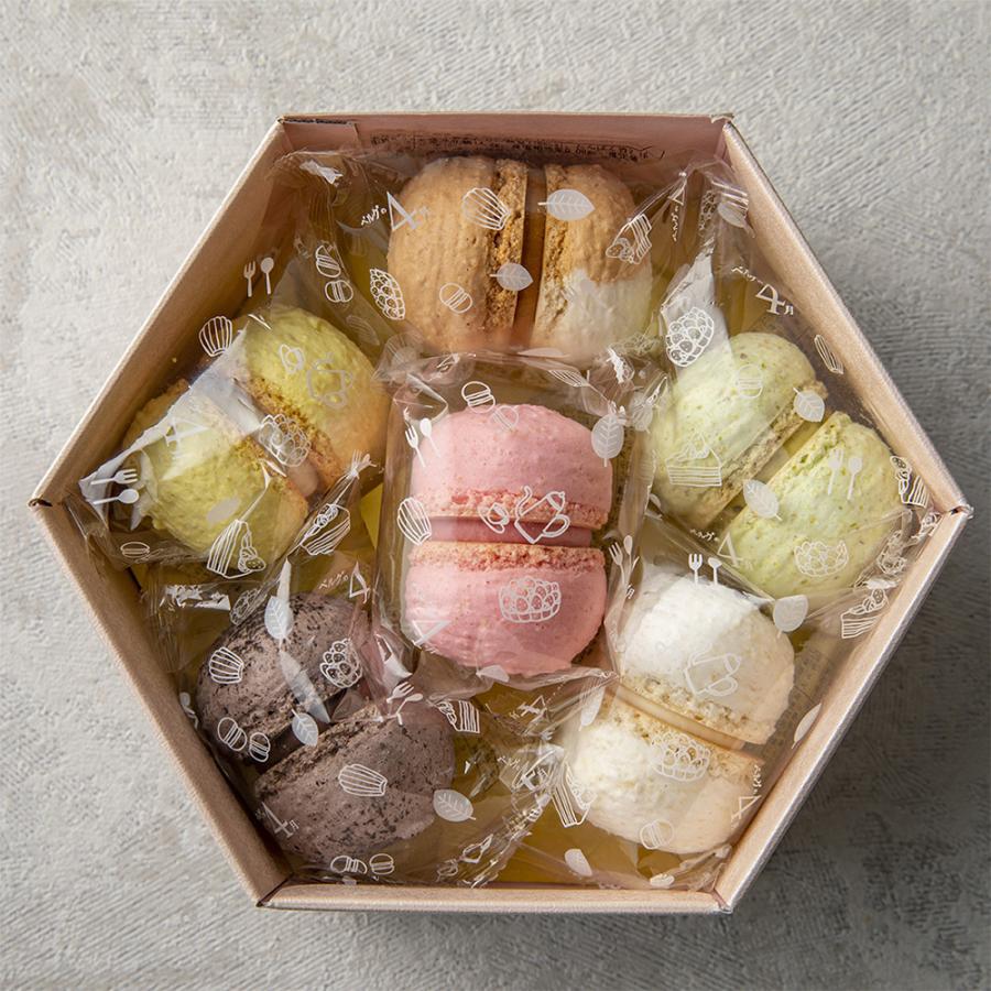 ベルグの4月 マカロン 6個 送料無料 焼き菓子 洋菓子 ショコラ バニーユ 横浜 たまプラーザ 神奈川県指定銘菓認定商品 お菓子 スイーツ セット メーカー直送 |  | 04