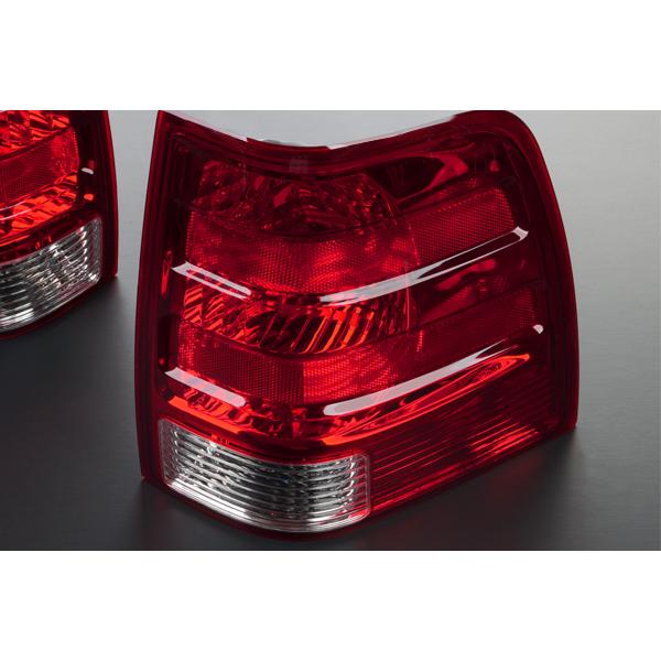 ナビゲーター テールライト レッド【適合】03-06y リンカーン エクスペ