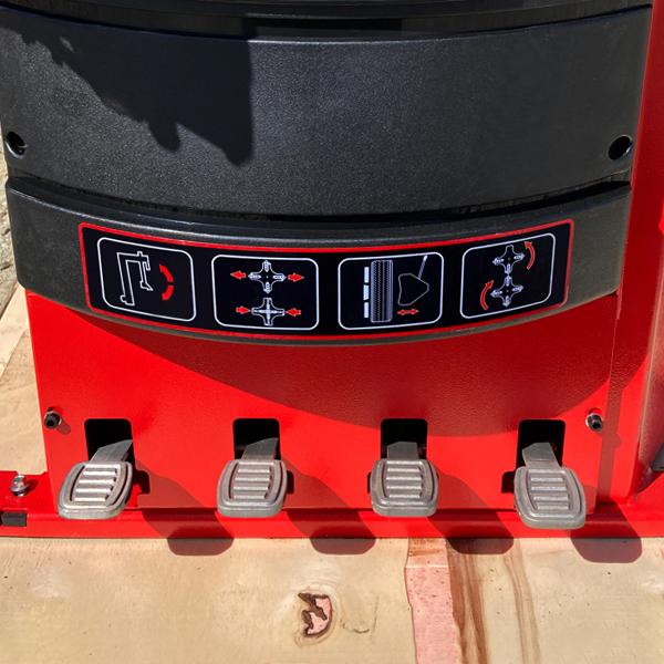 CHALLENGER3点セット ミニッツAWD ダッジ チャレンジャー SRT ヘルキャット レッド