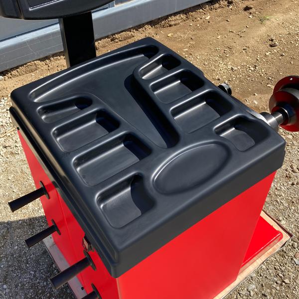 ホイールバランサー 単相100V 28インチ対応 ウエイト位置 レーザー測定