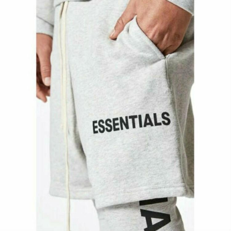 エッセンシャルズ FOG ESSENTIALS Fear of God スウェット エッセンシャルズ FOG ESSENTIALS Fear of God スウェット