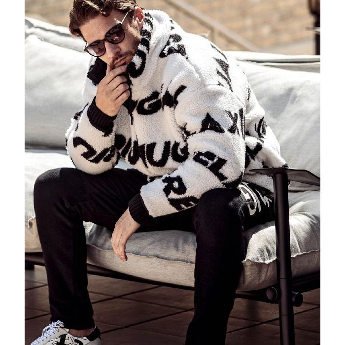 ウノピゥウノウグァーレトレ メンズ アウター ボアロゴトラック