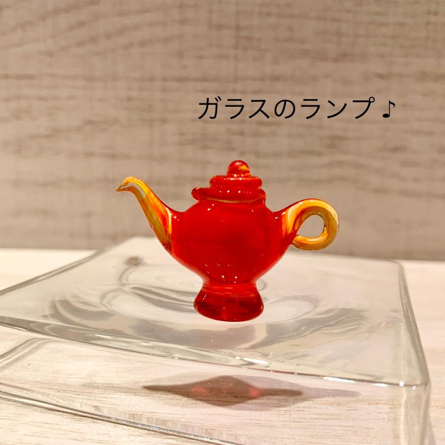 ミニガラス細工 ガラスのランプ 赤 CJ-0307/CRD ハンドメイド 魔法の