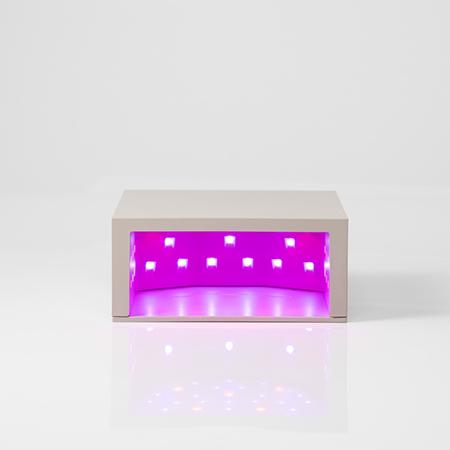 sacra oui nails ウィネイルズ ジェルネイル ネイルライト 美容機能付