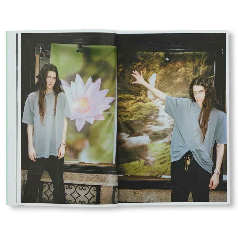 初版500部限定】ANNE IMHOF'S DOOM DOCUMENTED BY TESS PETRONIO by