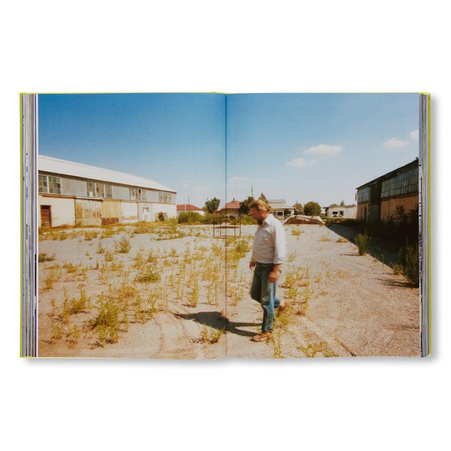 SECOND EDITION] DONALD JUDD SPACES by Donald Judd（ドナルド