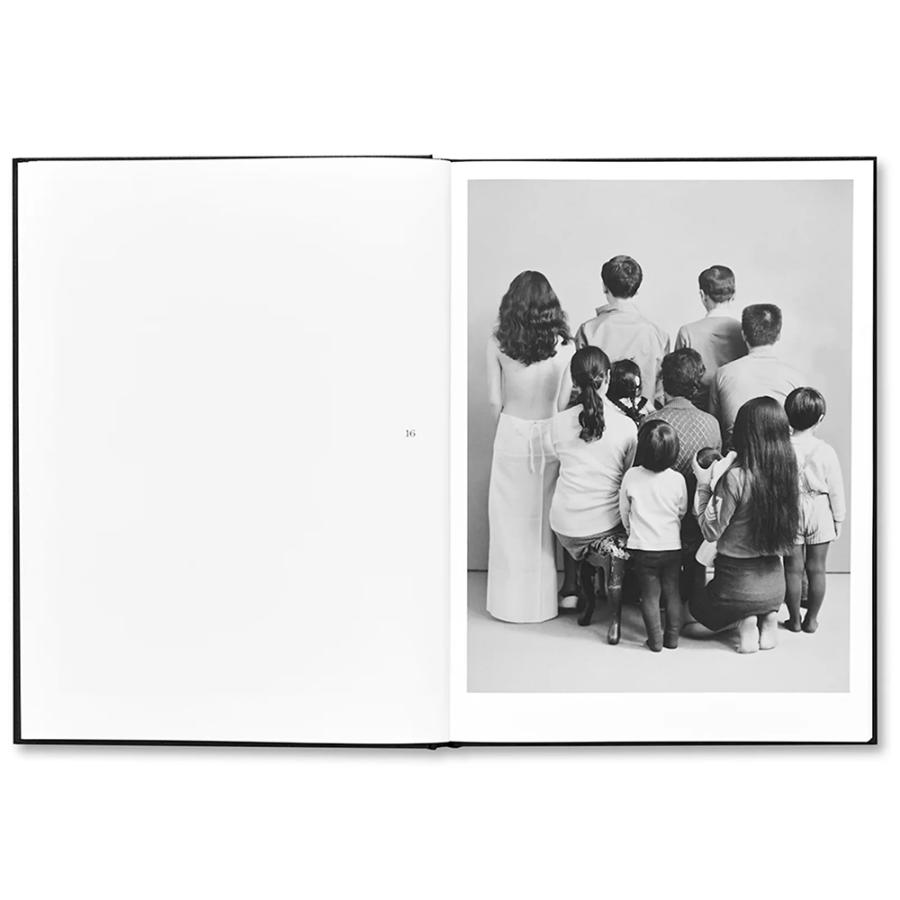 FAMILY by FUKASE MASAHISA 家族  深瀬昌久 写真集の画像
