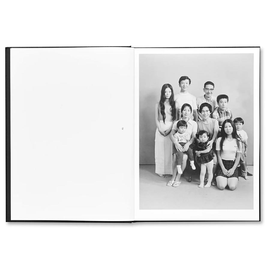 FAMILY by FUKASE MASAHISA 家族  深瀬昌久 写真集の画像