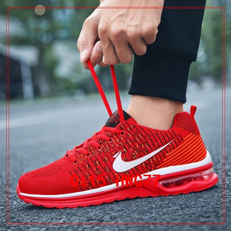 超人気の 新品 Nike スニーカー 26 5cm 当店限定 Talalsalman Com