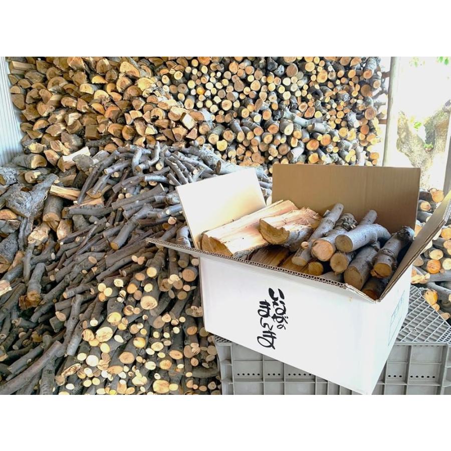 今年産のりんごの薪