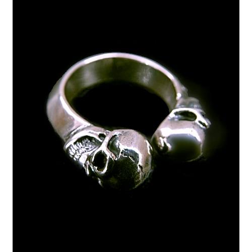 Gaboratory Quarter Skull With Half Triangle Wire Ring [R-32