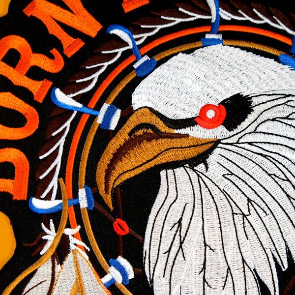 大きいワッペン 刺繍アイロンワッペン【BORN TO BE FREE 自由になる
