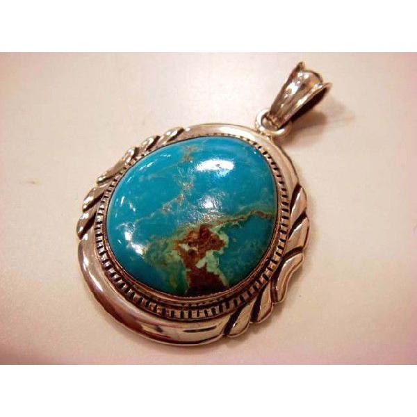 ハンドメイド、インディアンジュエリーのペンダント アリゾナ州