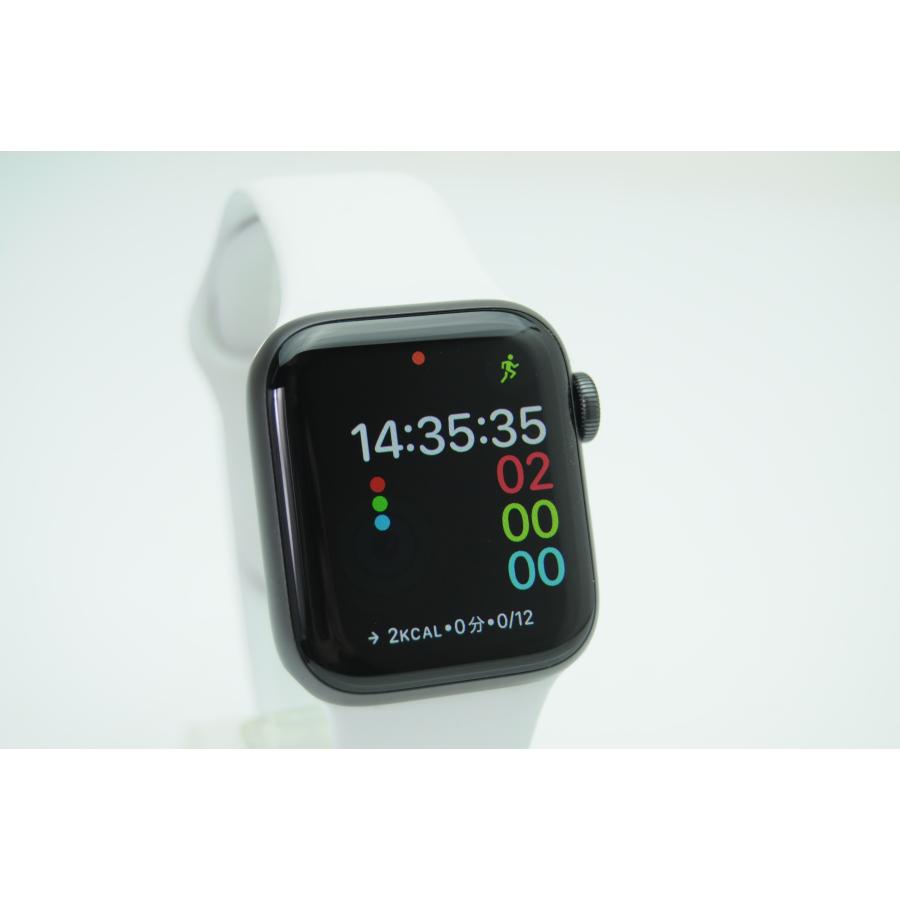 美品 アップルウォッチ Apple Watch SE 第1世代 GPS 40mm A2351 MYDP2J  