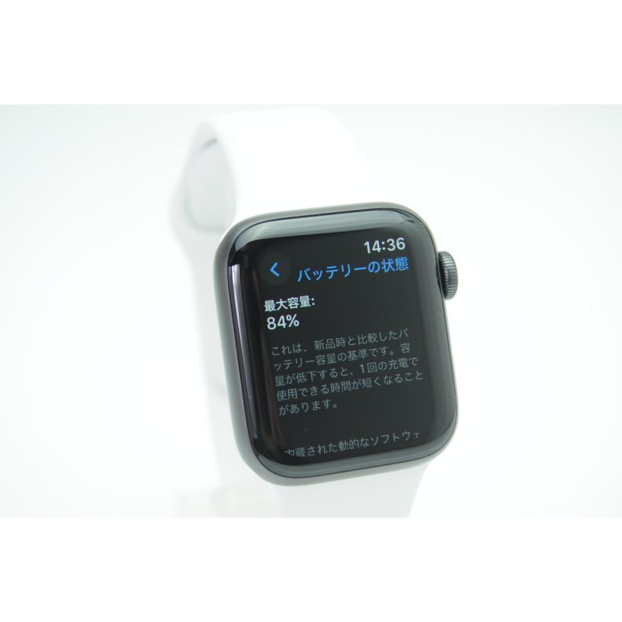 美品 アップルウォッチ Apple Watch SE 第1世代 GPS 40mm A2351 MYDP2J  