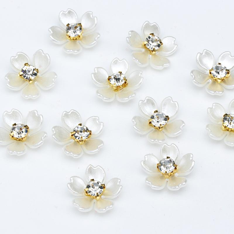 ストーン付桜パーツ 約40個入り : gaikicraft - 通販 - Yahoo!ショッピング