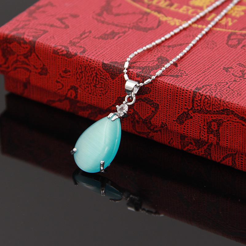 ku6 18K チャーム 雪の結晶　バチカン　丸カン ku6 様専用18K チャーム 雪の結晶 バチカン 丸カン