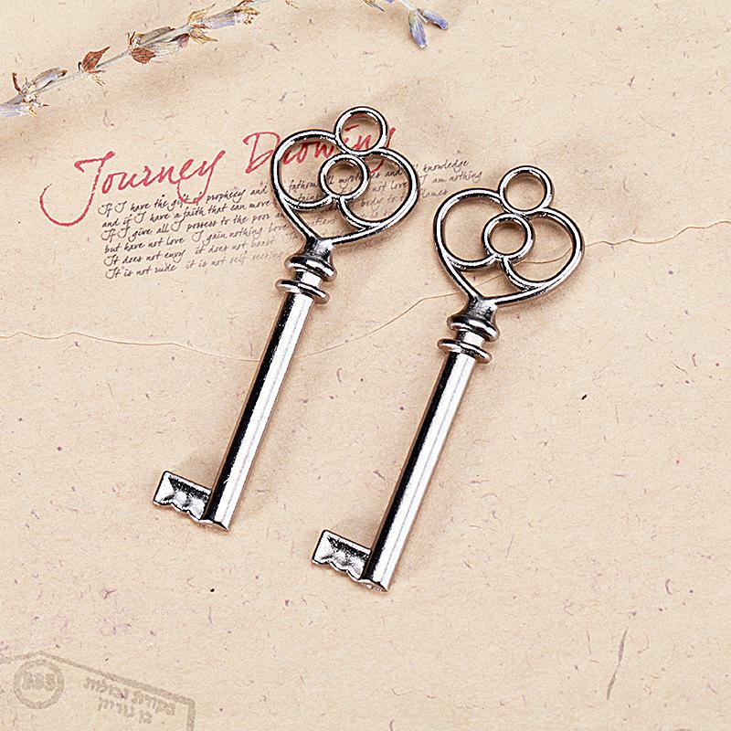 60【Albemuth】アンティーク風キーチャーム 60【Albemuth】アンティーク風キーチャーム 60【Albemuth