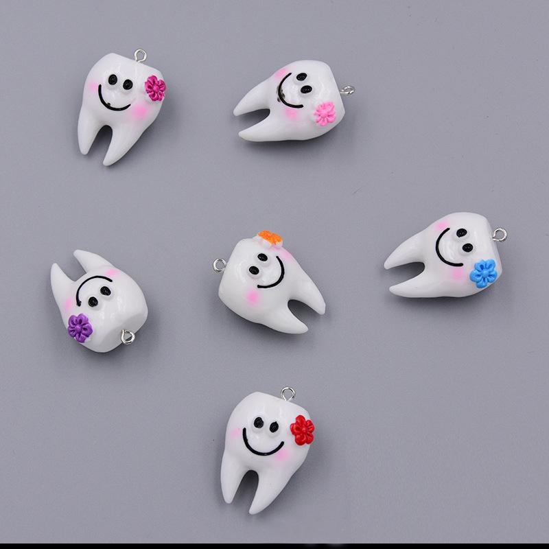 デコパーツ 歯 チャーム 20個入り : gaikicraft - 通販 - Yahoo