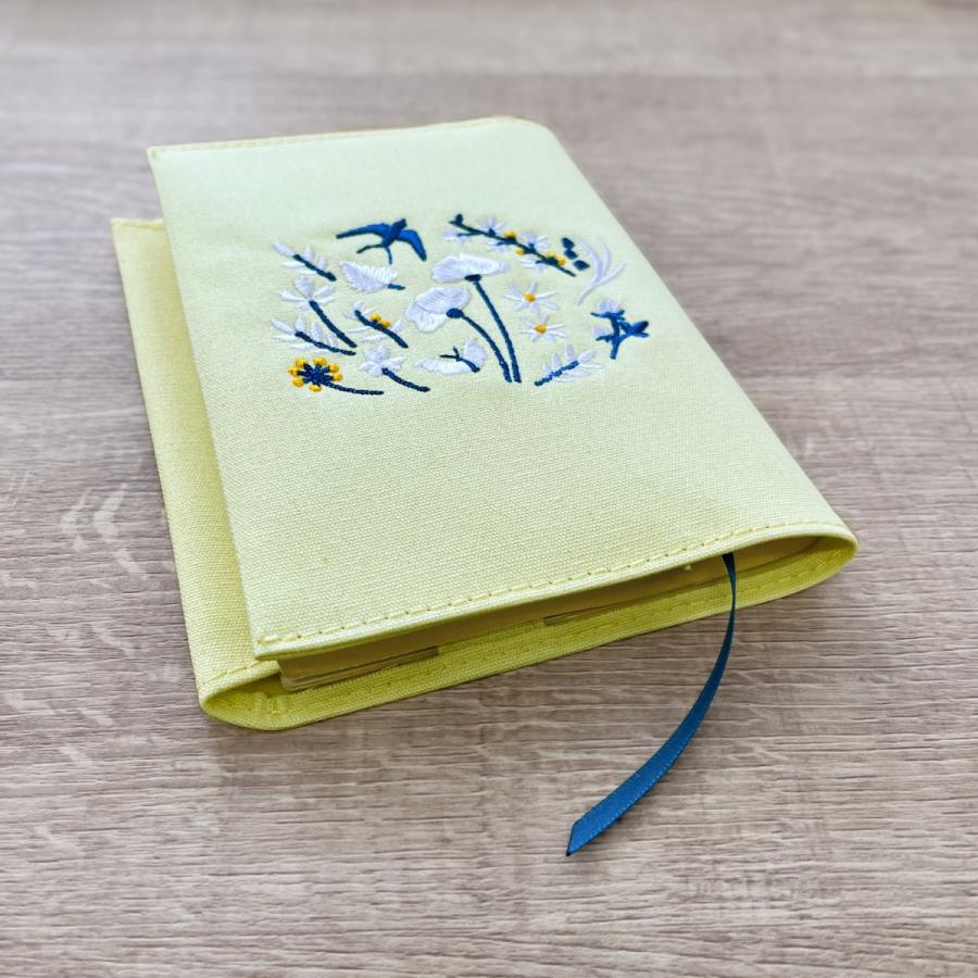 学研 公式 annas 刺繍 ブックカバー キツネ ウサギ ツバメ 文庫本