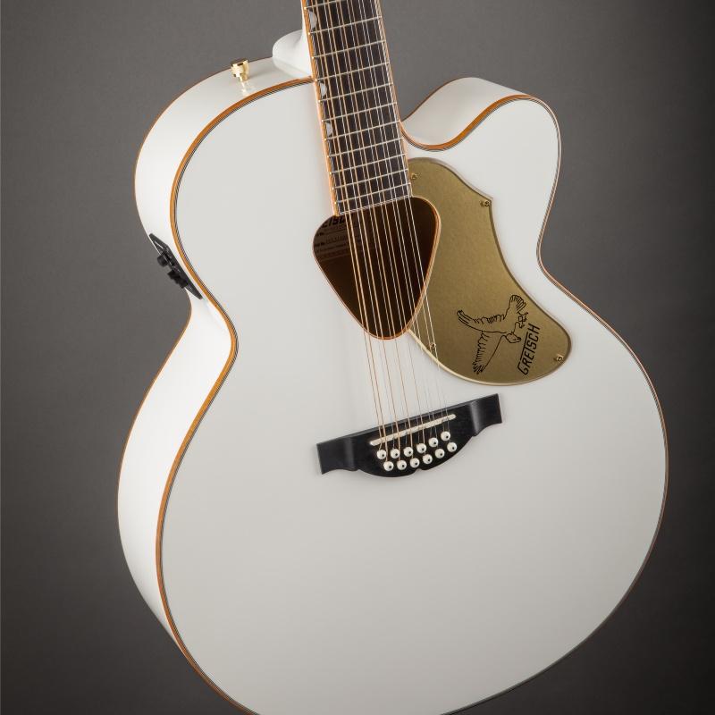 【Gretsch White Falcon 】エレアコギター Amazon.com: Gretsch Professional Falcon Hollowbody Electric Guitar