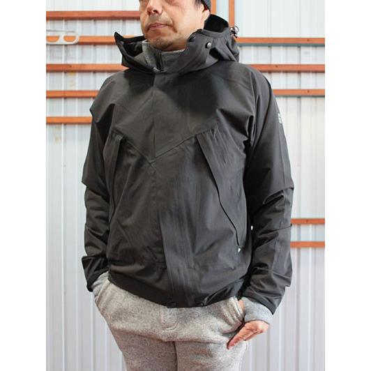 Klattermusen クレッタルムーセン Allgron アルグロンジャケット 防水透湿性素材 ブラック Gakuオンラインショップ 通販 Yahoo ショッピング