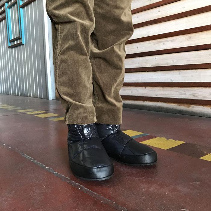 OUTDOOR RESEARCH 【SALE】アウトドアリサーチ 外履き暖かいブーツ ツンドラトラックスブーティー Black