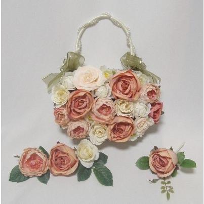 バッグブーケ♪インテリアにも。セール中♪ウェディングブーケ♪生花みたいに綺麗な造花です♪高品質なのに安い