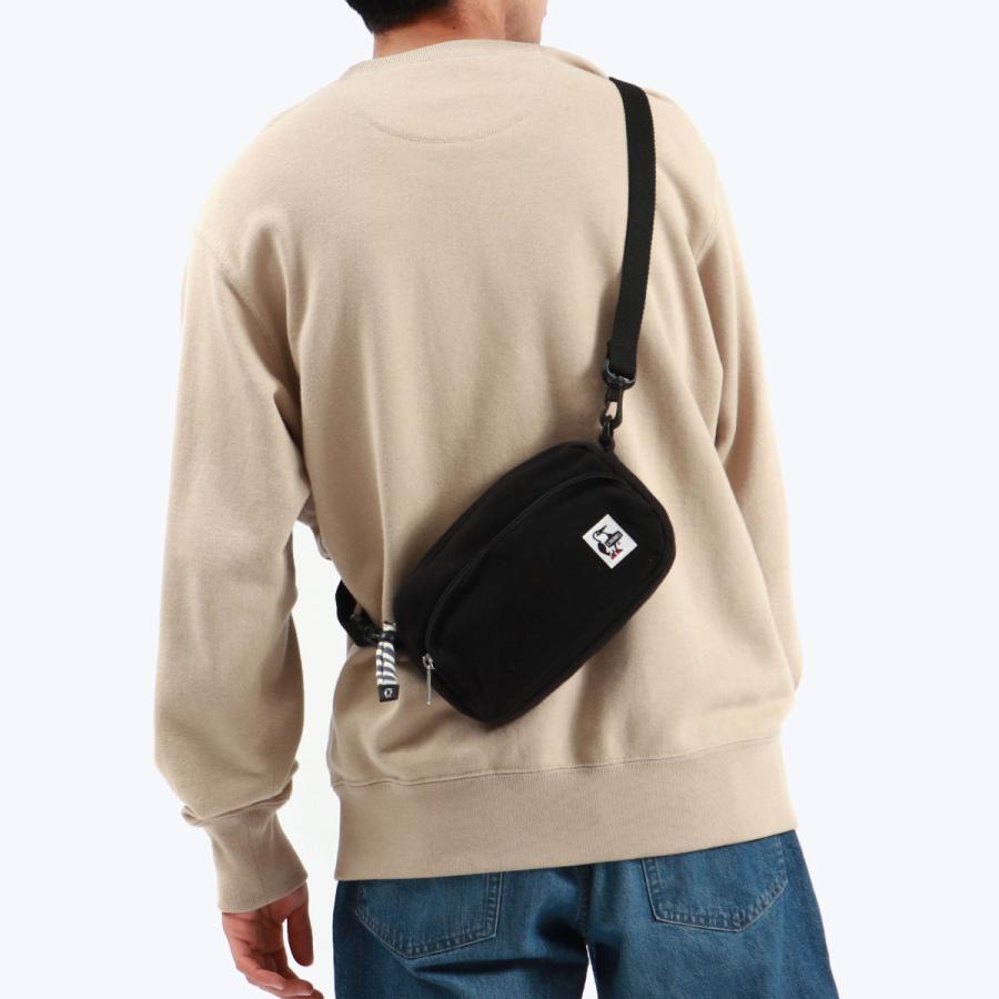 JackGOMME光沢のある黒いバッグと小物ポーチ jack gomme ポーチ 「JACK GOMME/ジャックゴム」ポーチ クラッチ