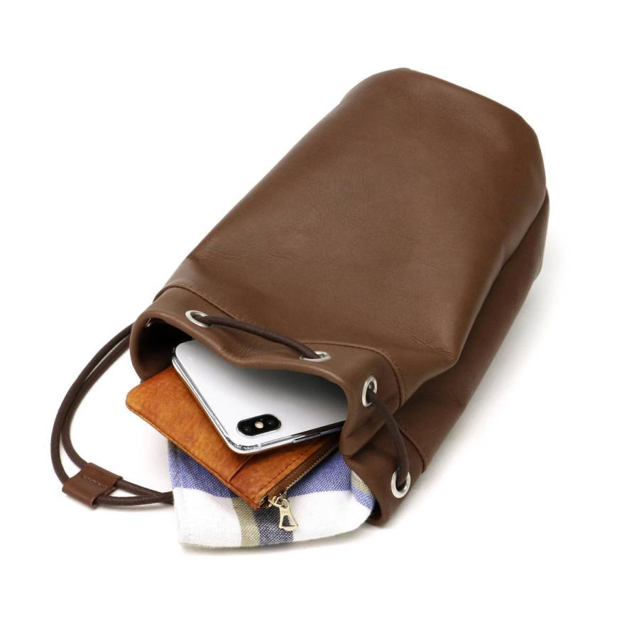 hobo（ホーボー） ショルダーバッグ 巾着バッグ COW LEATHER