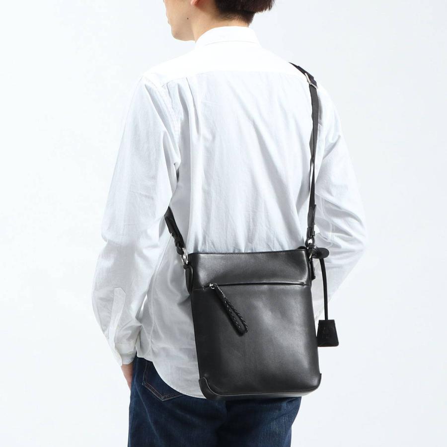 P.I.D 最大51%☆1/13限定 ピーアイディー ショルダーバッグ エクリール